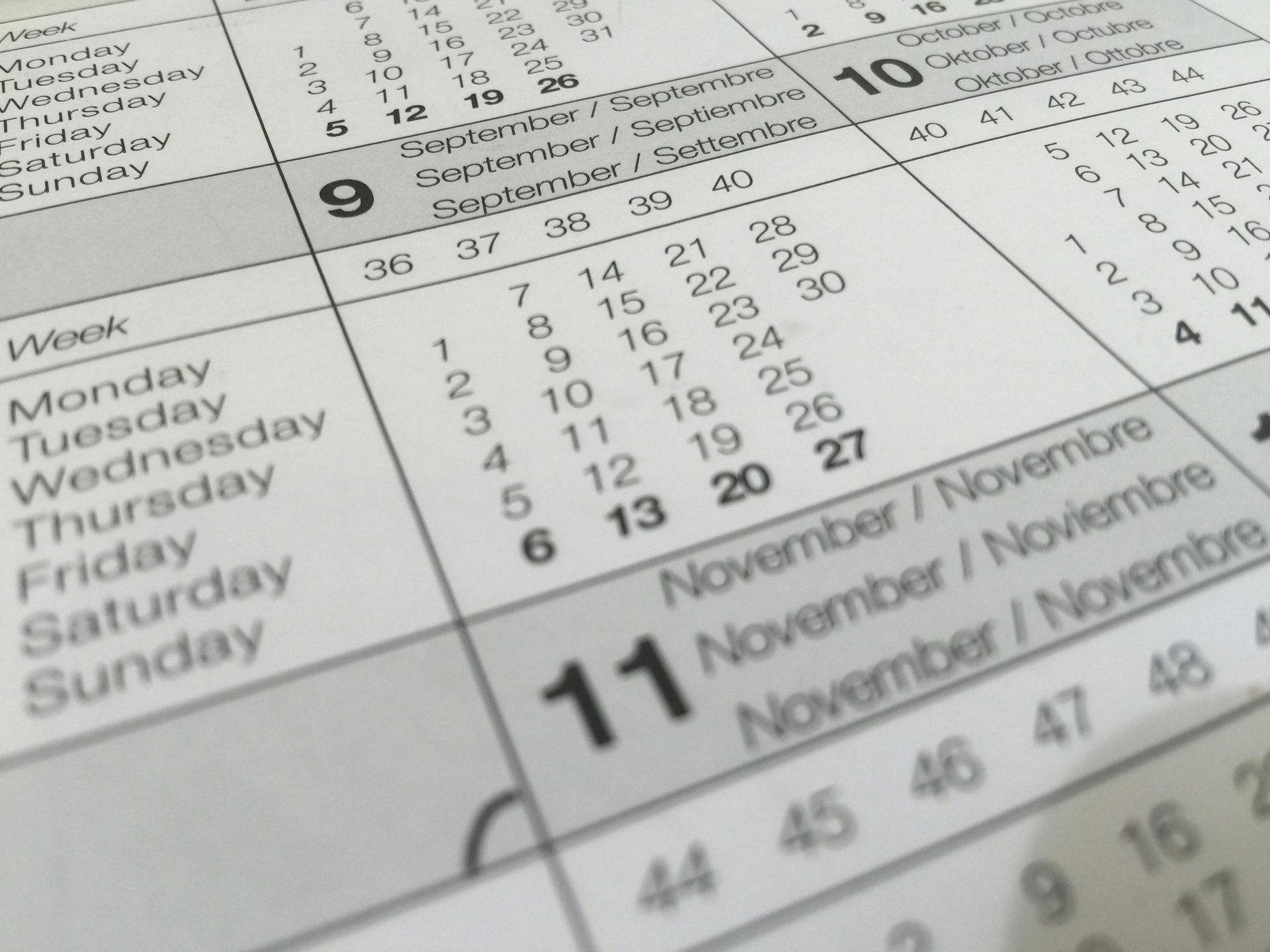 Calendar view, showing September and November dates, with highlighted date