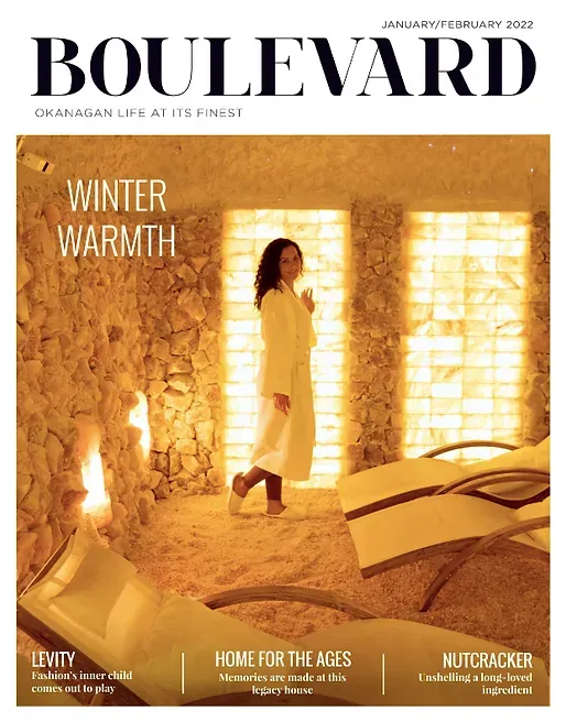 a woman in a bathrobe is on the cover of a boulevard magazine