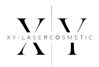 Ein schwarz-weißes Logo für ein Unternehmen namens xy-lasercosmetic