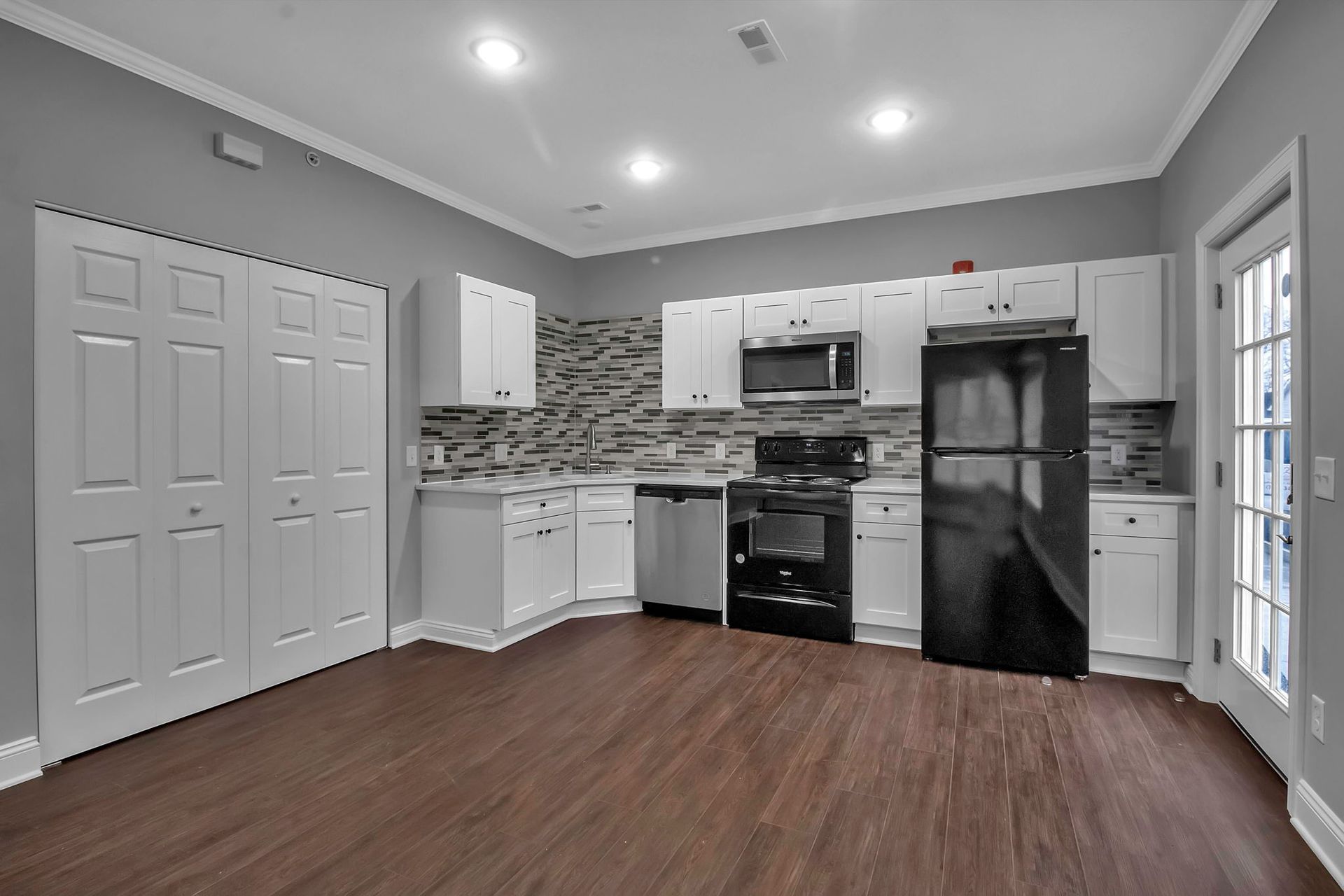 Open kitchen layout inside Amherst NY apartment