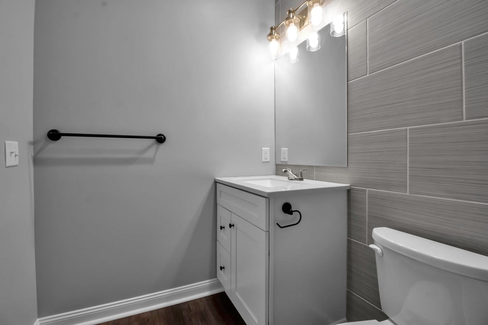 Washroom space with contemporary design and fixtures