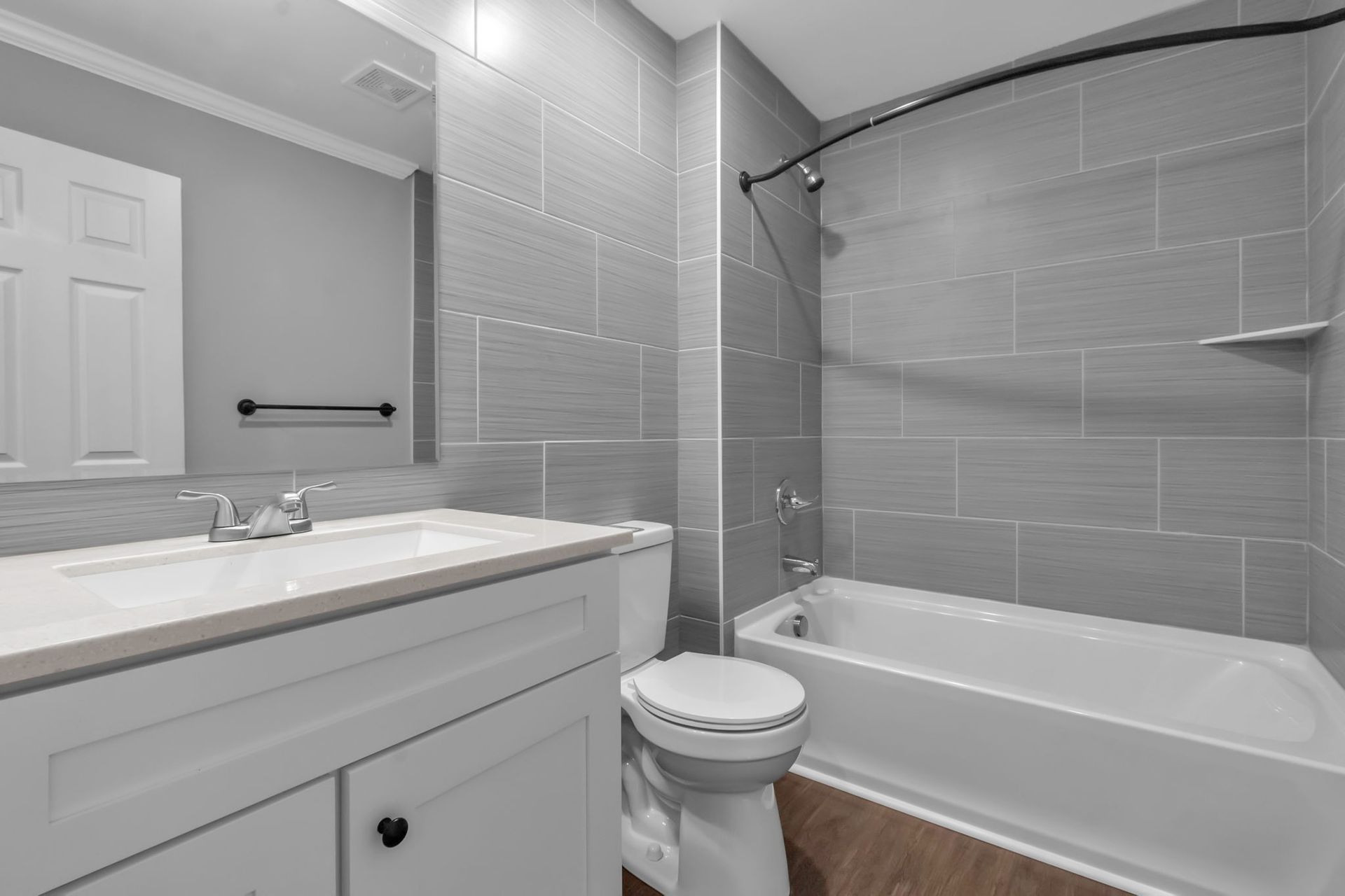 Wash area with contemporary plumbing installation