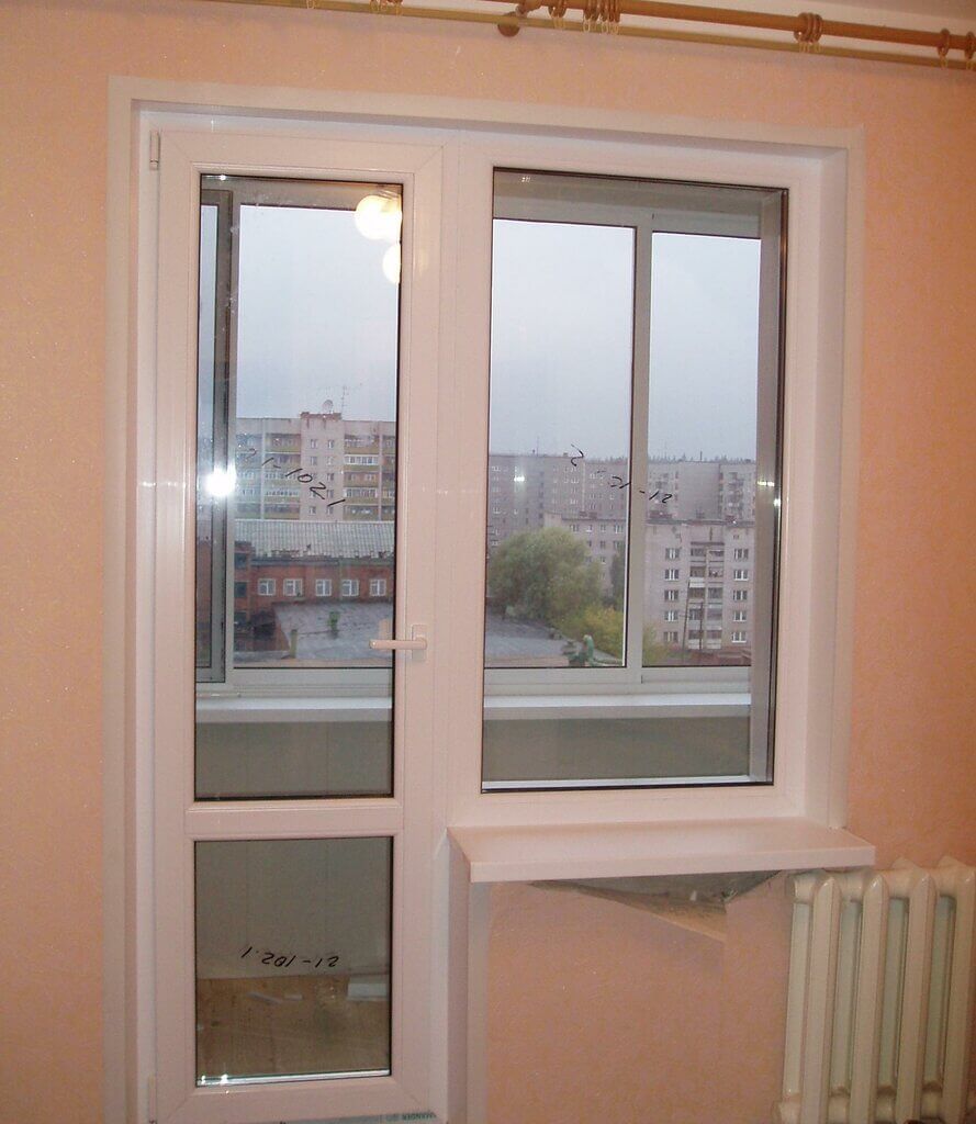 PVC balkona durvis