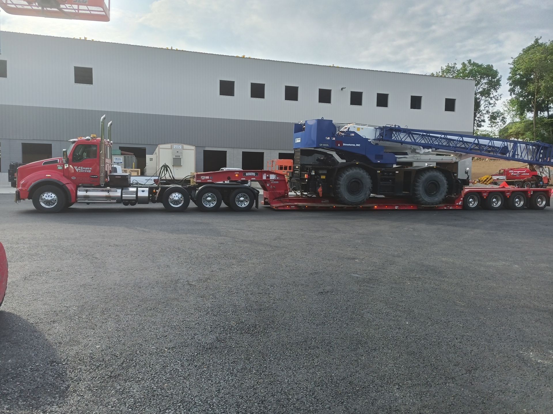 DVC hauls a crane from Allentown to Blandon, PA.