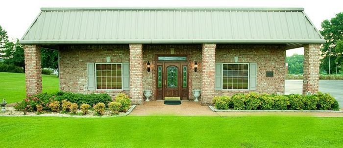 exterior view of Peebles Fayette Couny Funeral Home Main Chapel in Somerville, TN