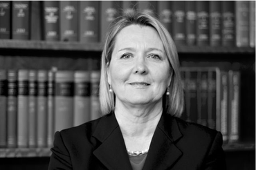 emanuela comand