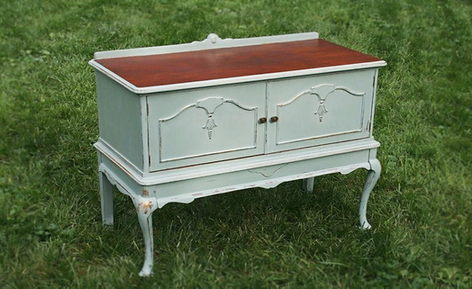 White Painted Hope Chest with Wood Top