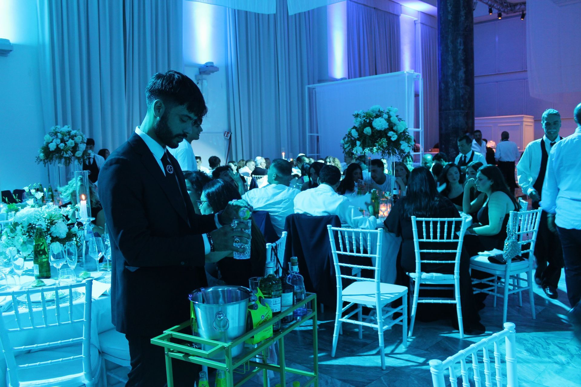 Barman Express durante un matrimonio ebraico