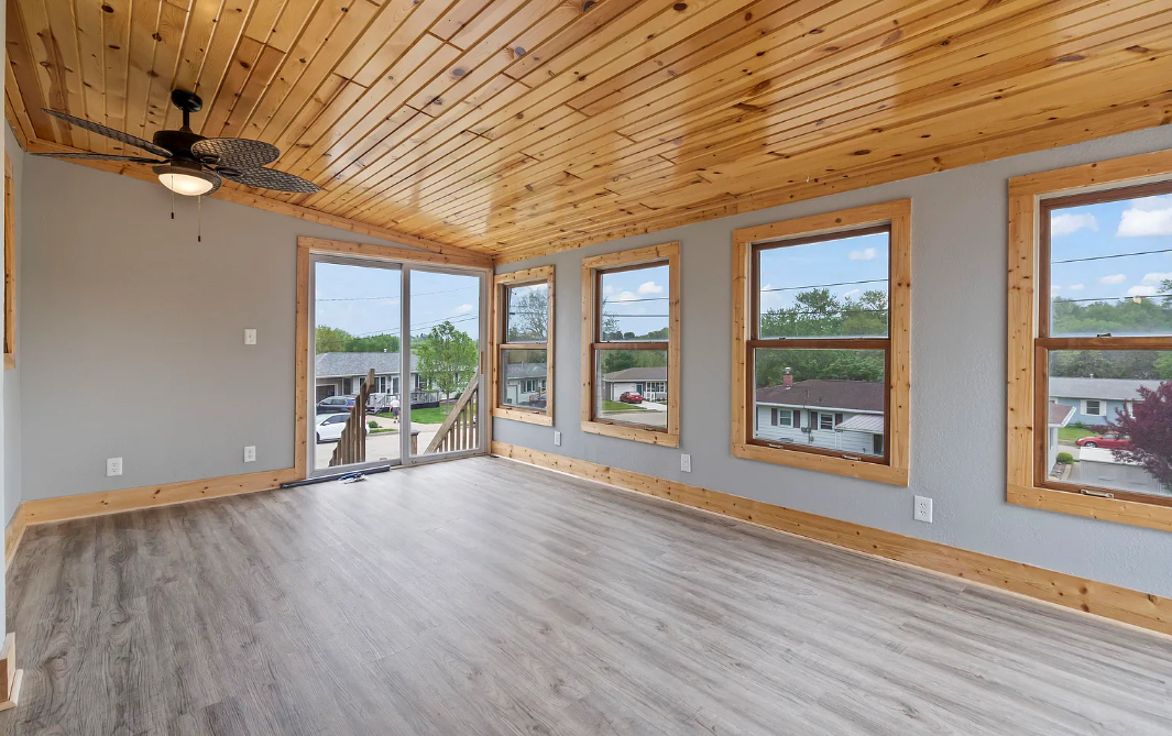 3 Season room brought back to life at Lori St property.
