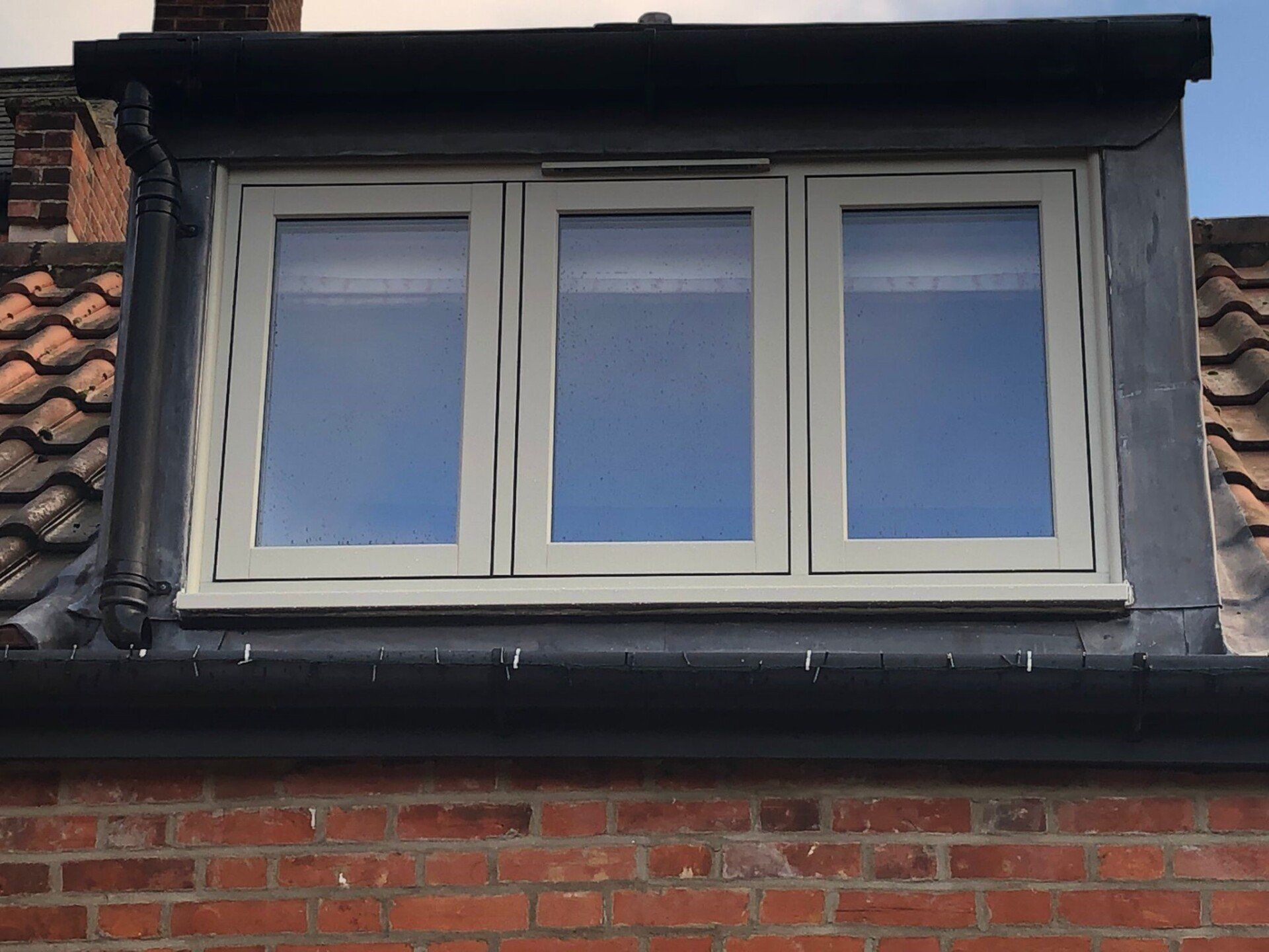 aluminium window installation