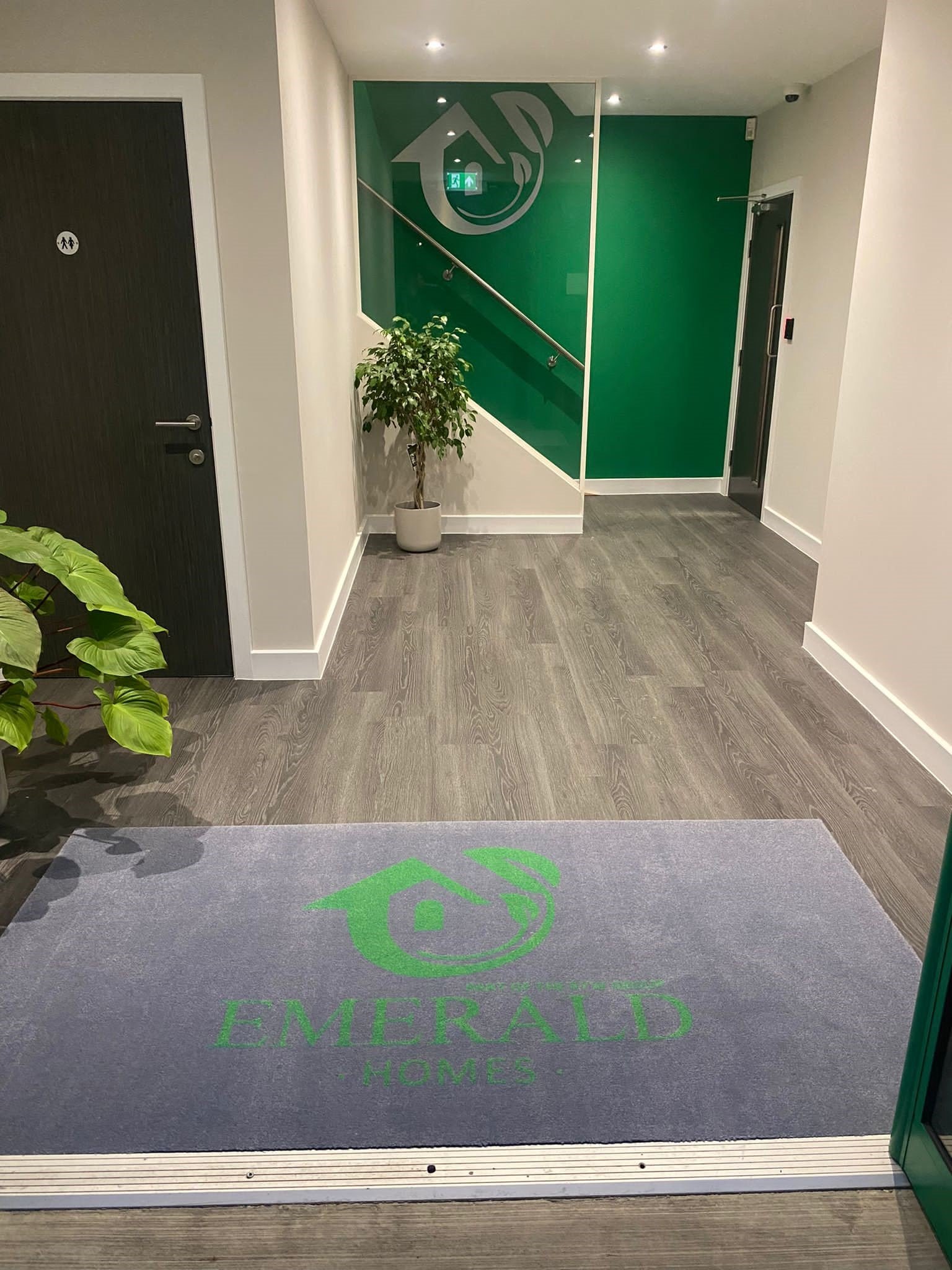 Flooring installation L&S Carpets & Flooring Ltd