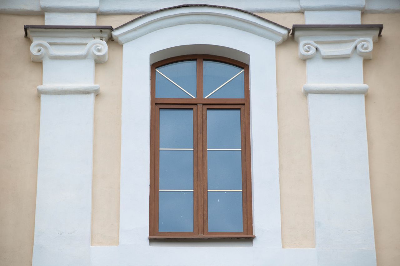 Custom Window