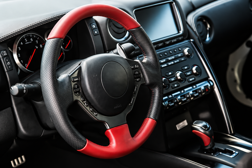 dettaglio interno di un'auto