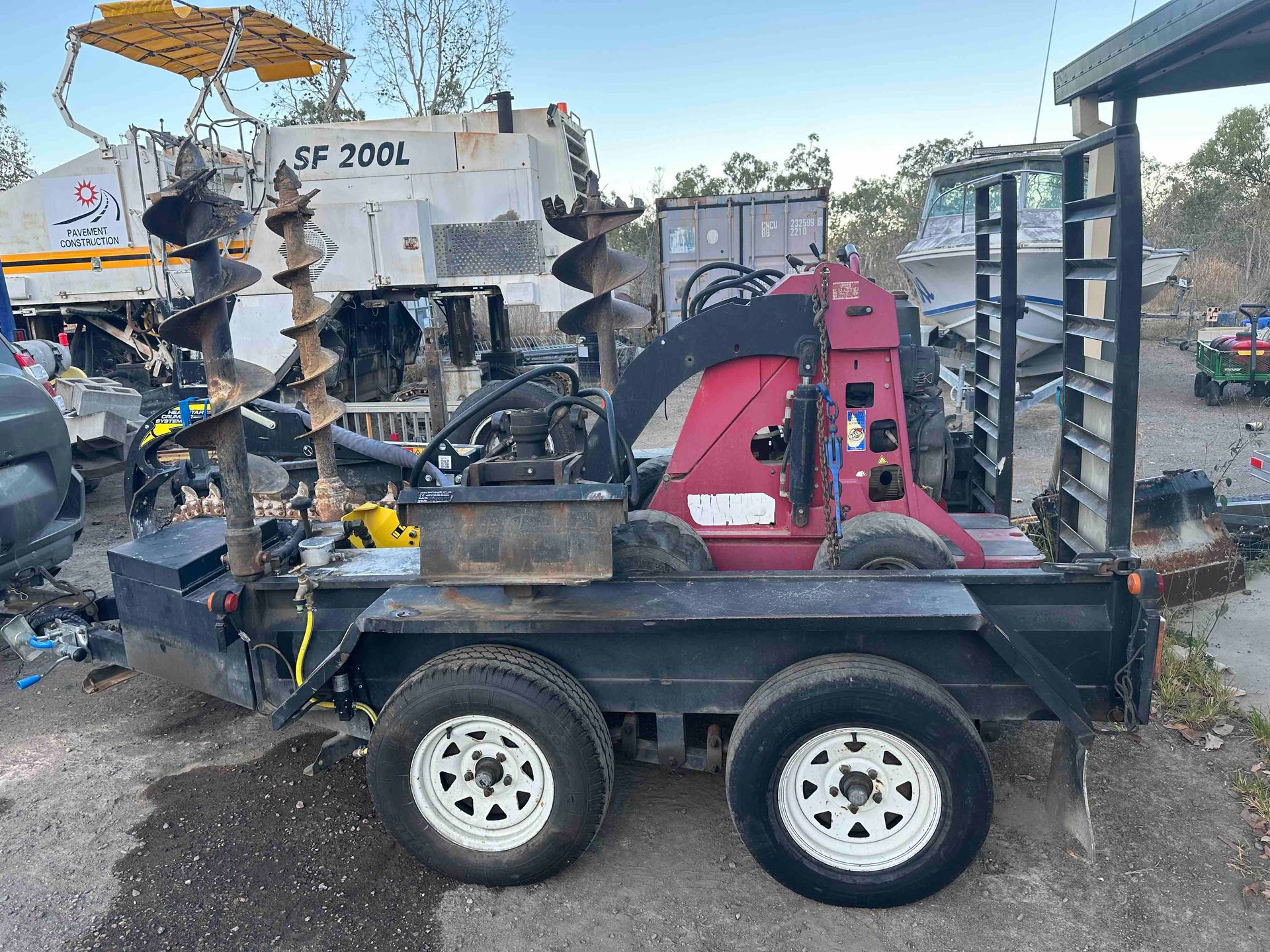 Dingo Hire in Townsville Base Pave NQ