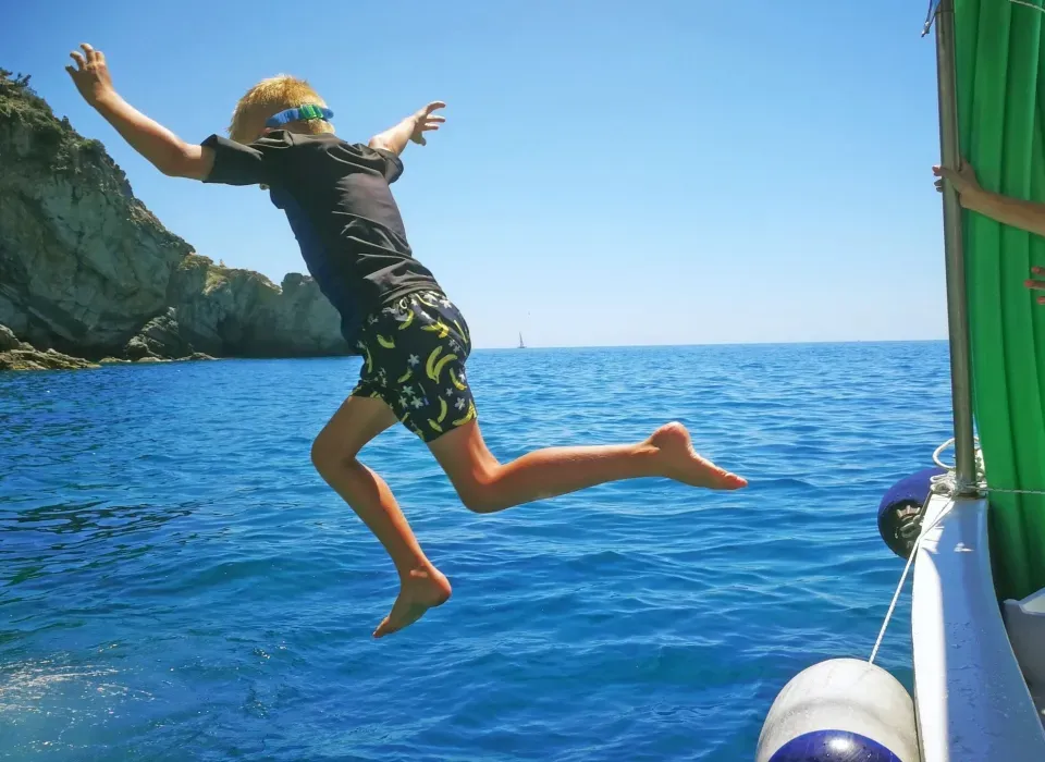 sosta bagno escursione Rosa dei Venti 5 terre boats Tours