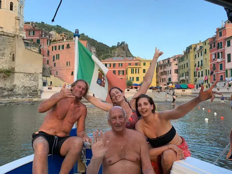 tours estivi privati tour personalizzati per famiglie e amici Rosa dei Venti 5 terre boats Tours