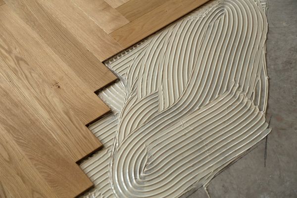 colla per pavimenti in legno