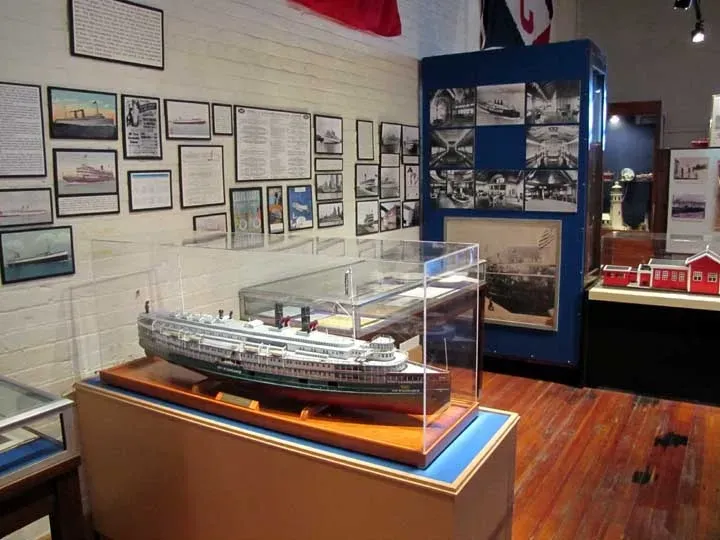 The Palatial Passenger Steamers of the Great Lakes