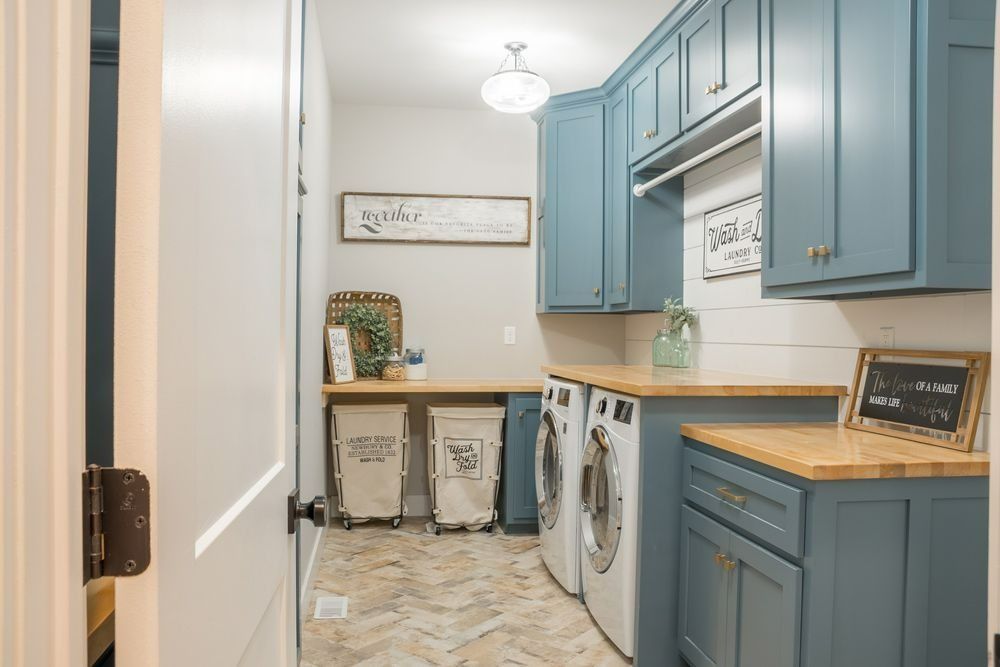 Modern Laundry Cabinets In Ballina