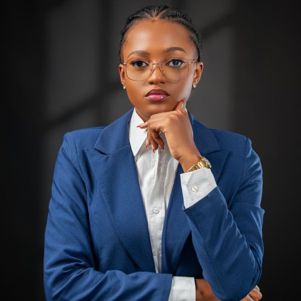 Esther Kay Lizadeel trophée Mt kasalu