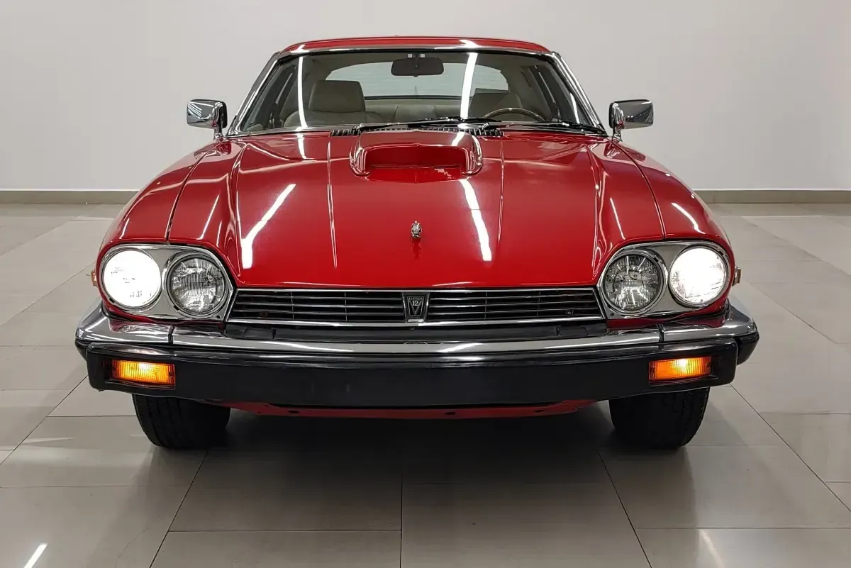 Jaguar Xjs He 1983 Clásico