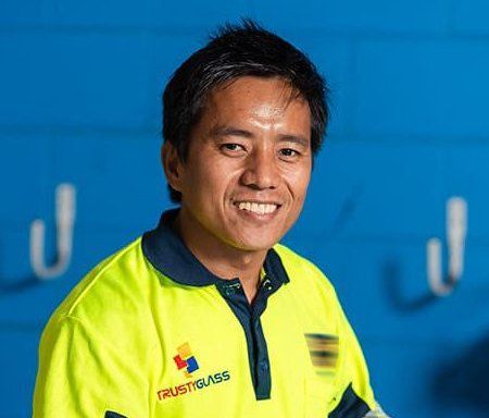 Louie Salvador — Trusty Glass In Alice Springs, NT