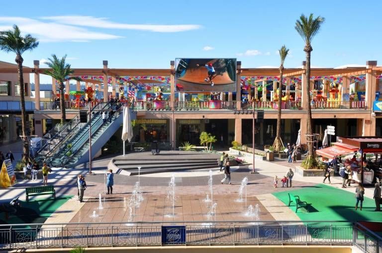 torrevieja playa de la mata casa del ancla aquopolis parque del molino parque aromático zenia boulevar habaneras centro comercial