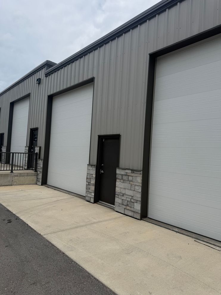 Contractor Station Building Units
