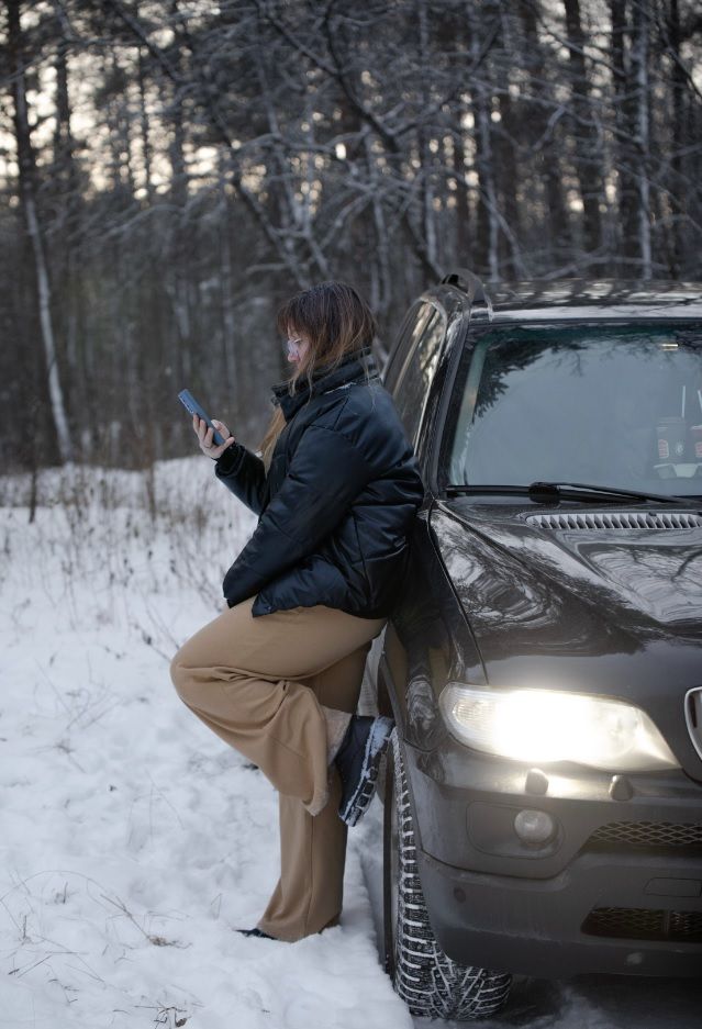 calling for help after car is stuck in the snow