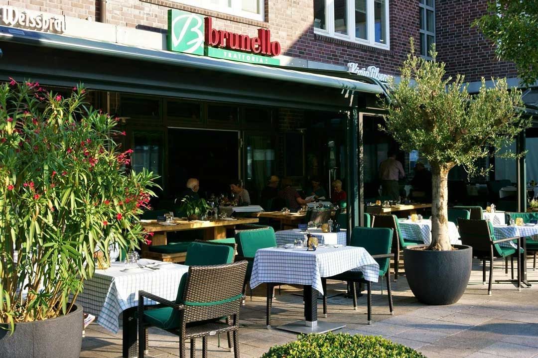 Italienischer Genuss in der Trattoria Brunello Poppenbüttel nach einem kurzen Spaziergang vom  Boutique Hotel Rosengarten