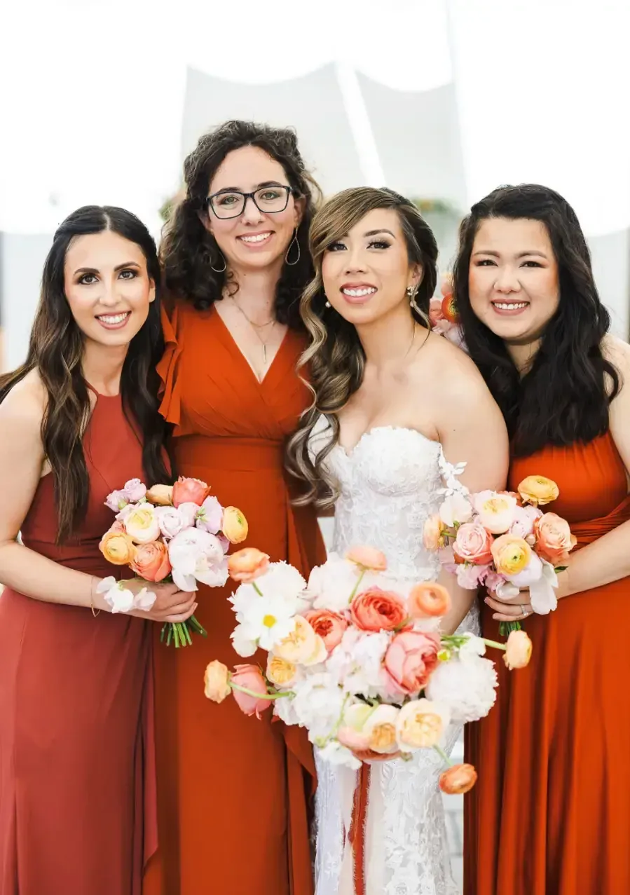 Romantic bridal hairstyles with delicate soft curls
