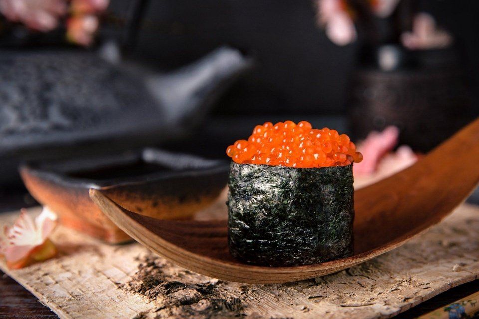 Sushi con alga