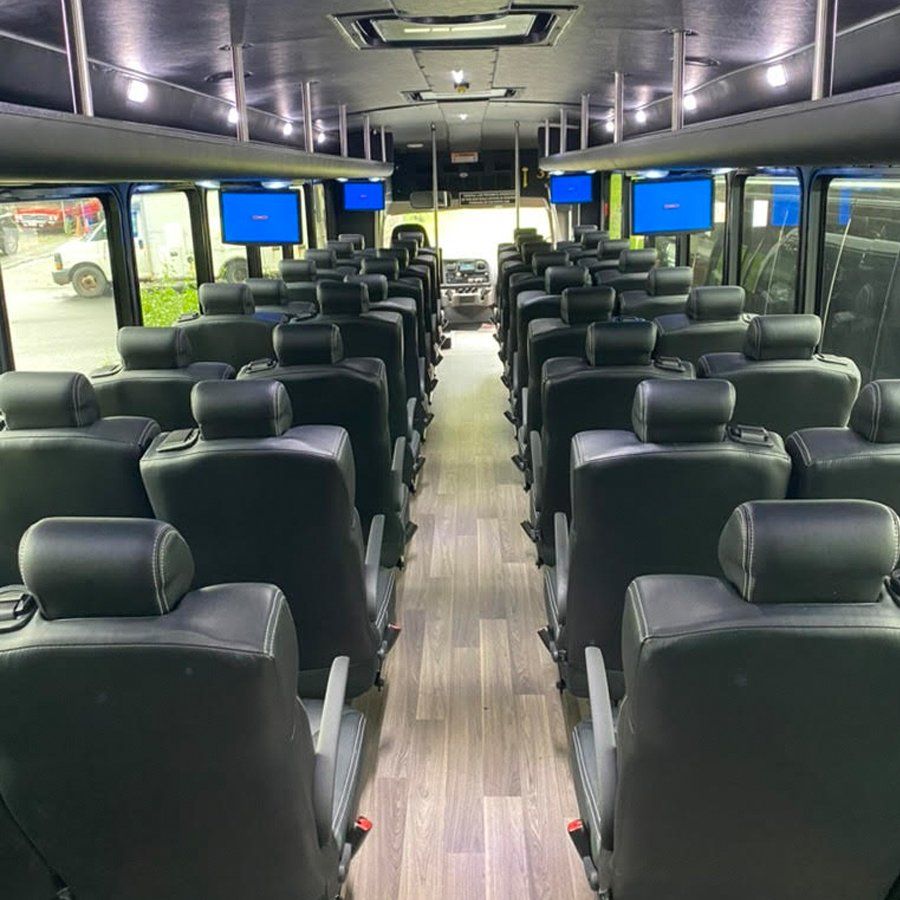 JR_Limo_Car_Service_Mini-Coach_3