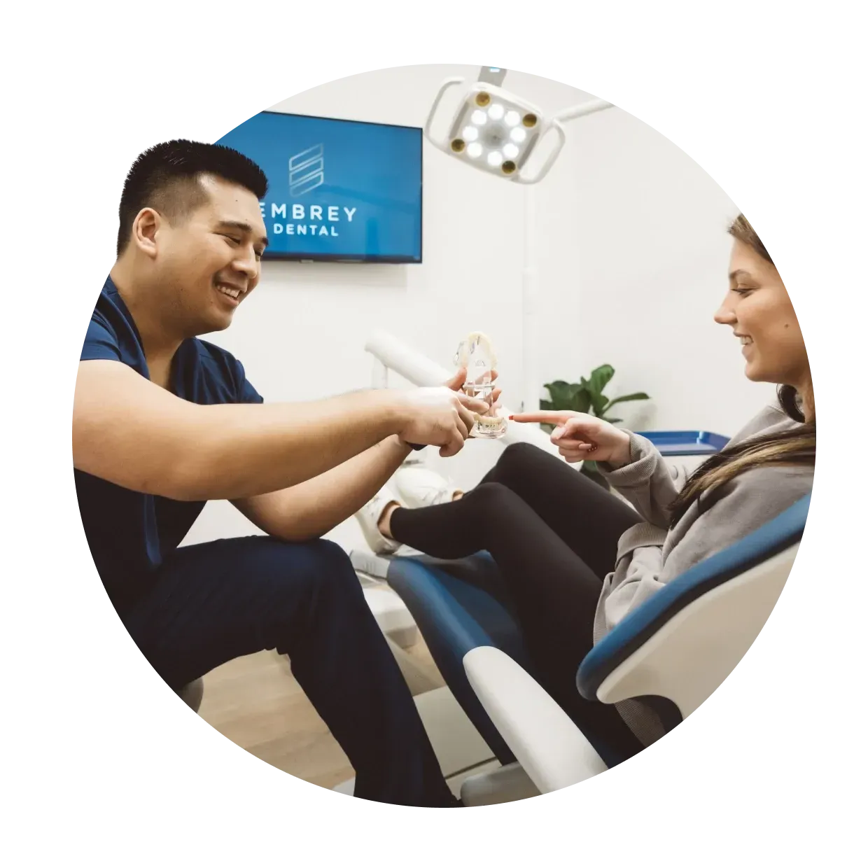 cosmetic dentistry icon for dental services at Embrey Dental