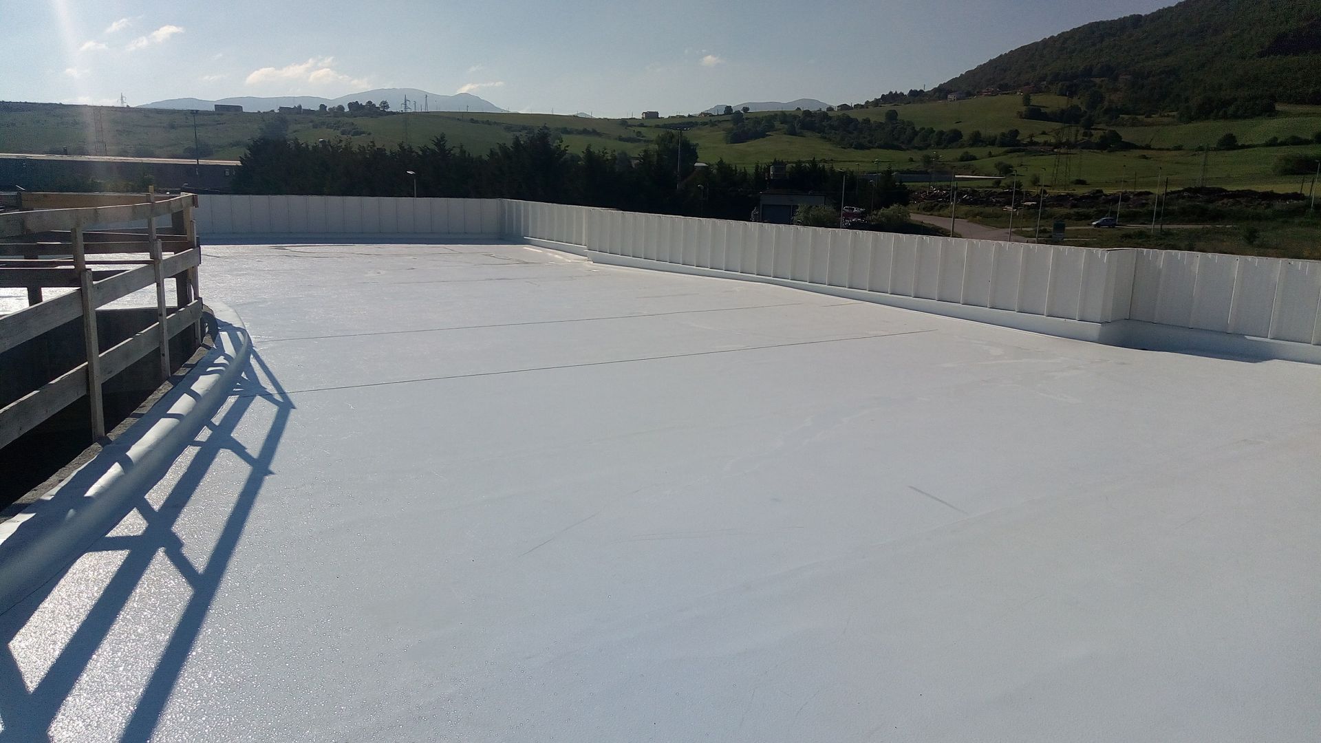 IMPERMEABILIZZAZIONE DI COPERTURA CON MANTO SINTETICO