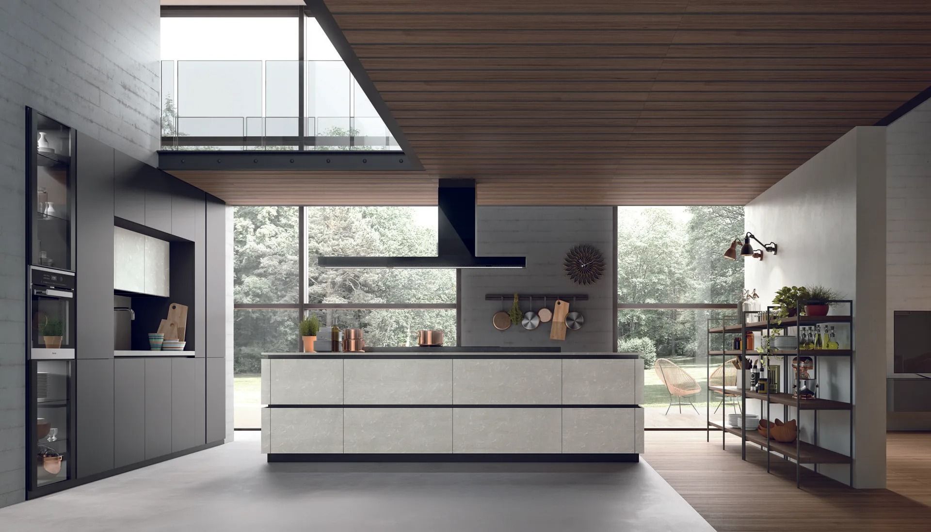 Cucina moderna e minimalista con isola, soffitto in legno, ampie finestre e mensole con piante e oggetti decorativi.