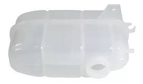Depósito de refrigerante para automóviles de plástico transparente con pestañas de montaje y aberturas para mangueras.