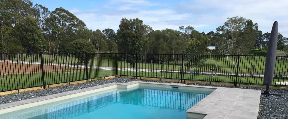 Pool fence installation servicing Toowoomba
