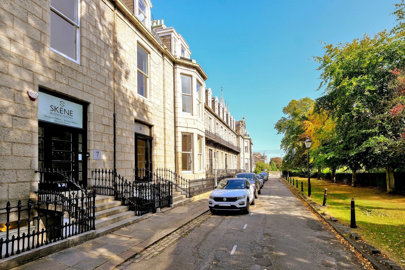 Queen's Gardens
