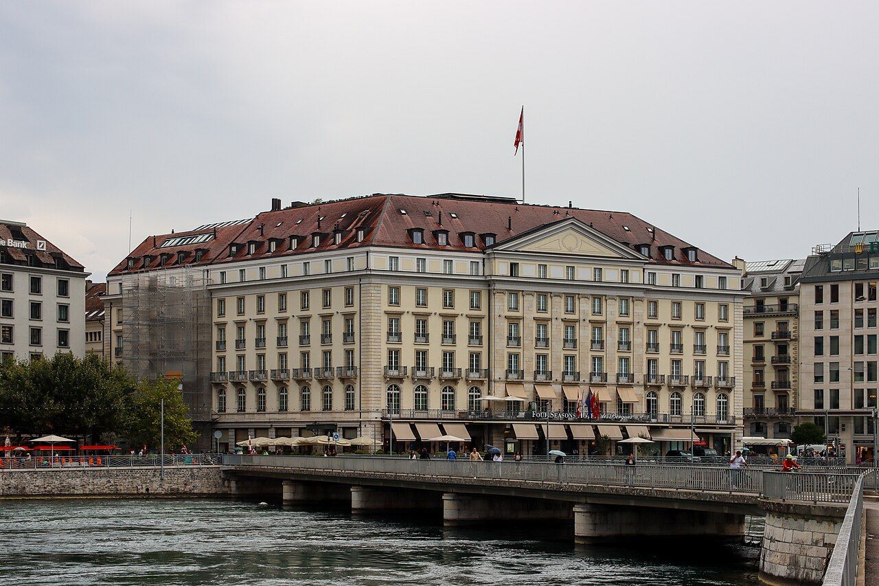 The Hotel des Bergues on the Quai des Bergues in Geneva