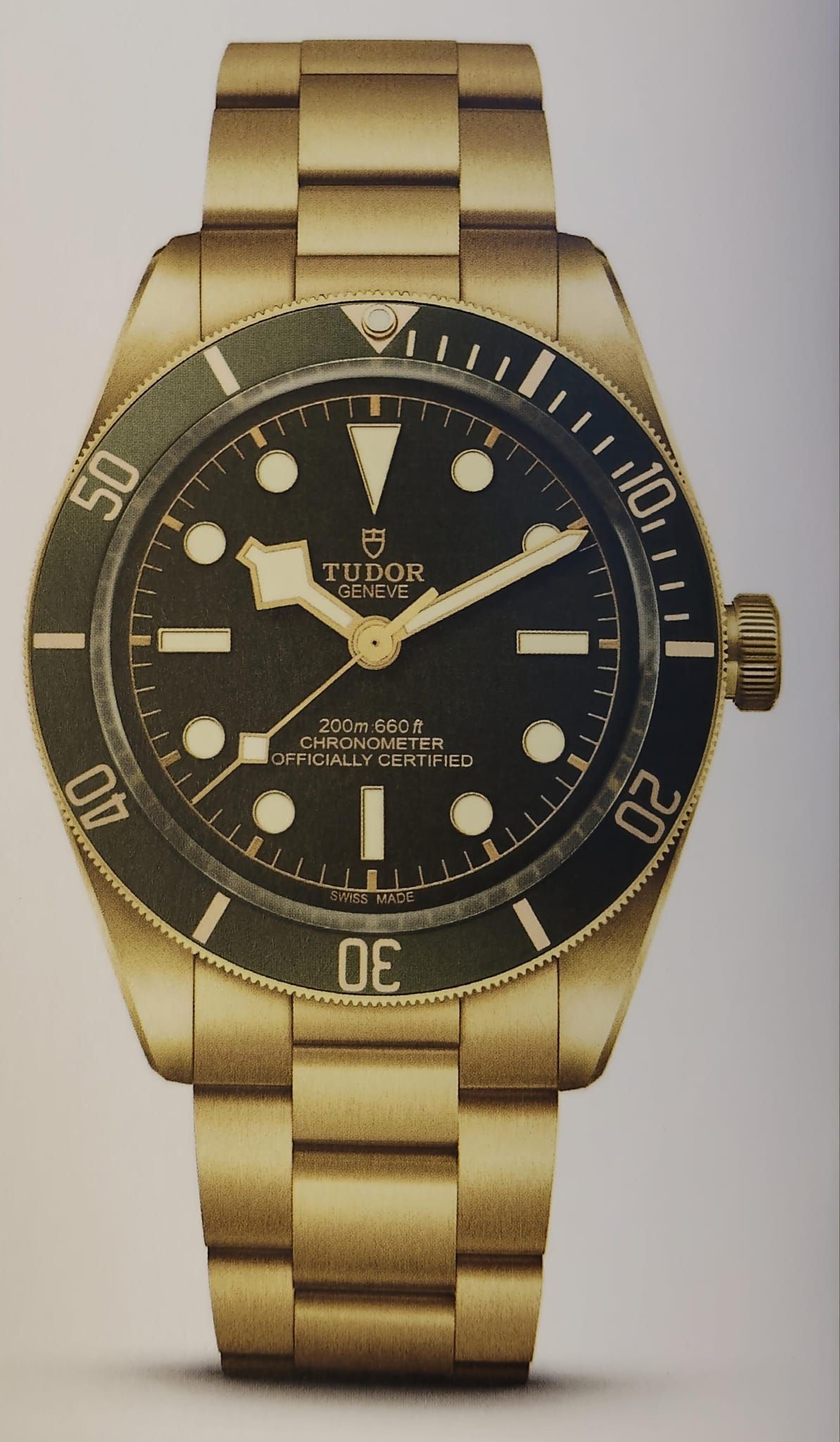 Tudor Black Bay 58 reference M79018V in 18K yellow gold with green dial