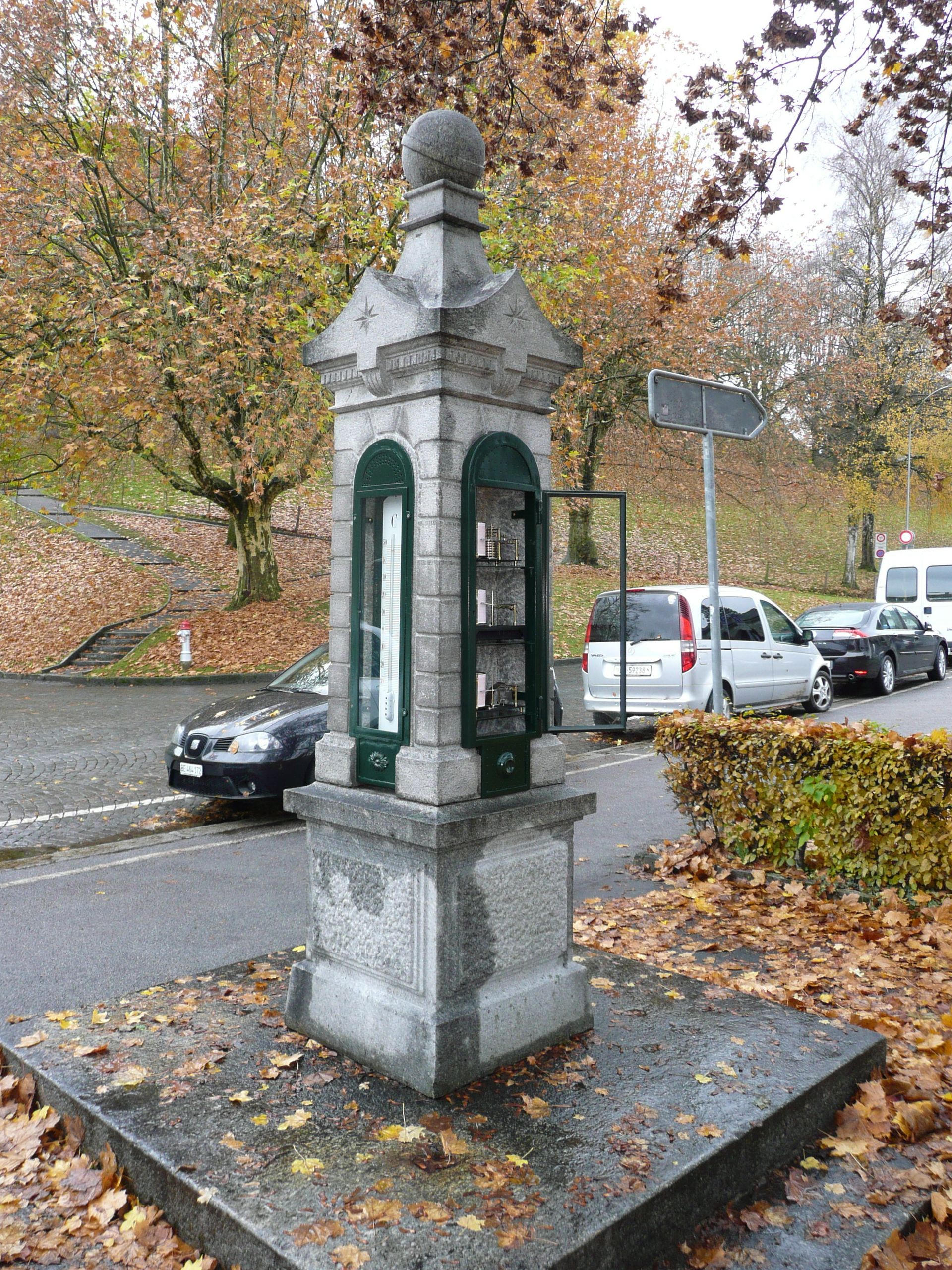 Restauration Wettersäule nachher - Martinaglia Optik AG