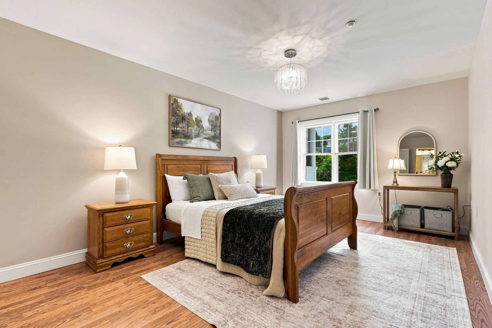 Spacious primary suite