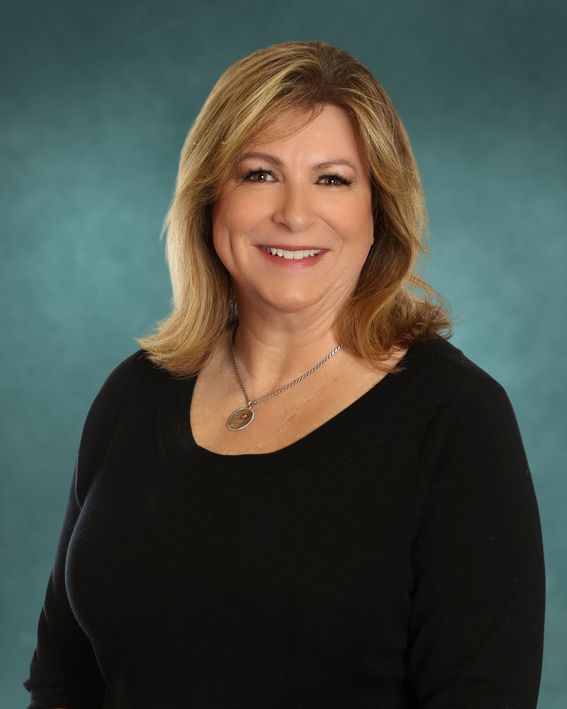 Sheri Headshot