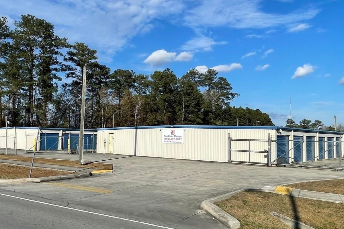 New River Storage on Broadhurst Rd in Jacksonville, NC. Secure Self storage buildings, both climate controlled and drive up.