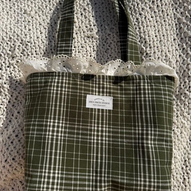 Green patterned handmade market tote