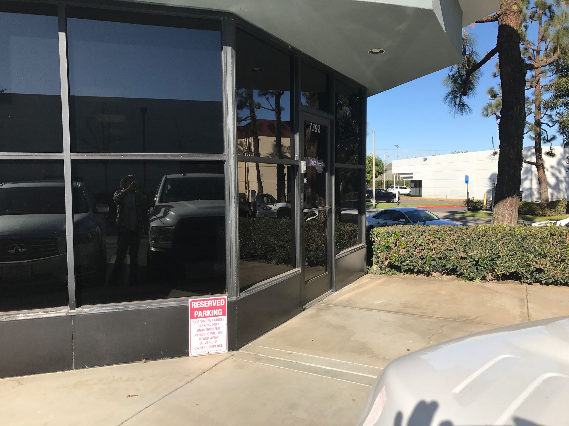 Commercial Storefront Glass Systems Costa Mesa CA - Wishon Company Inc.