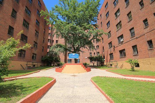 Off-campus housing in Bridgeport, CT
