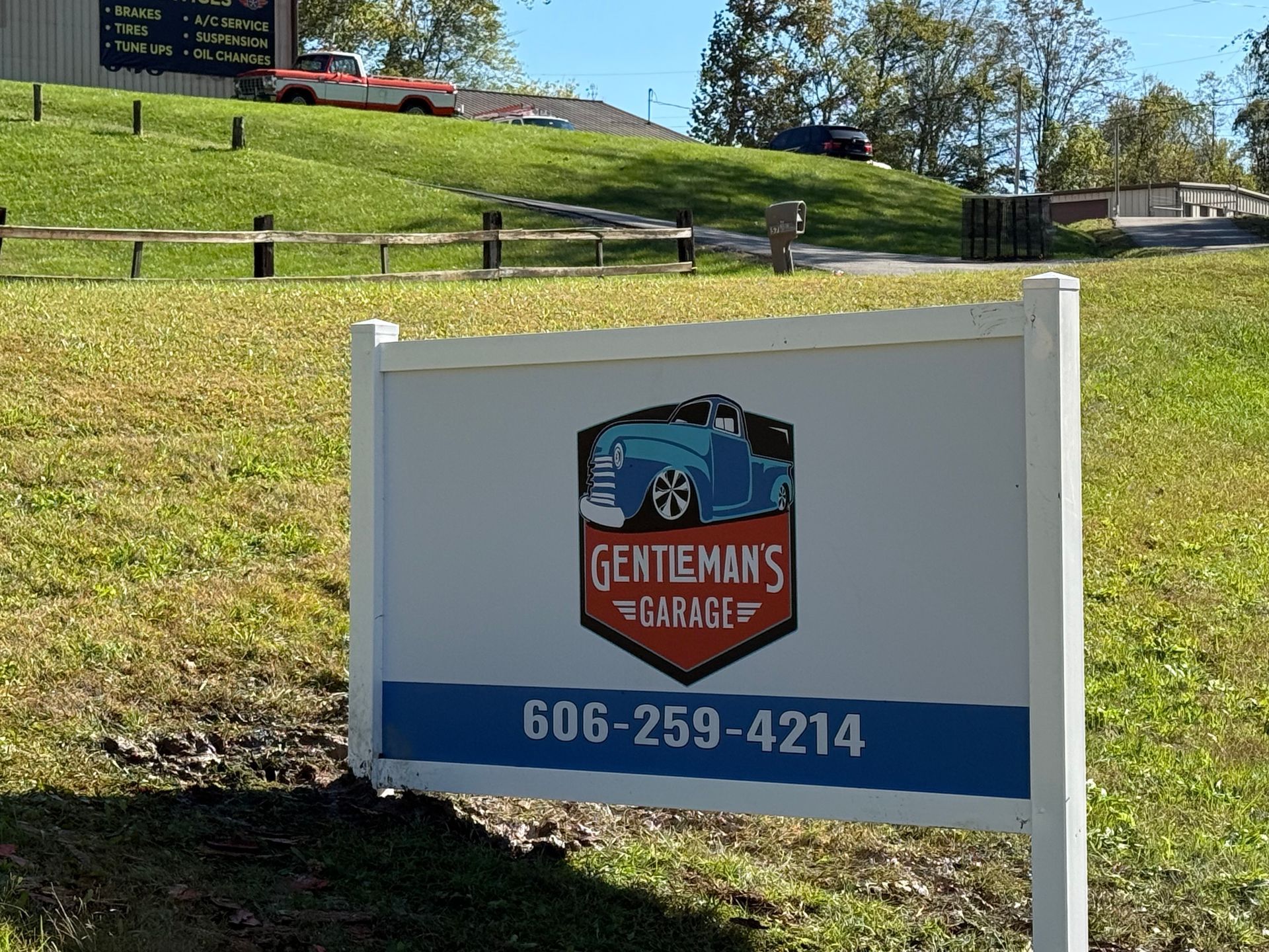Sign | Gentleman’s Garage