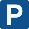 Je kunt gratis parkeren bij de accommodatie op ons eigen terrein. Blauw vierkant parkeerbord met een wit